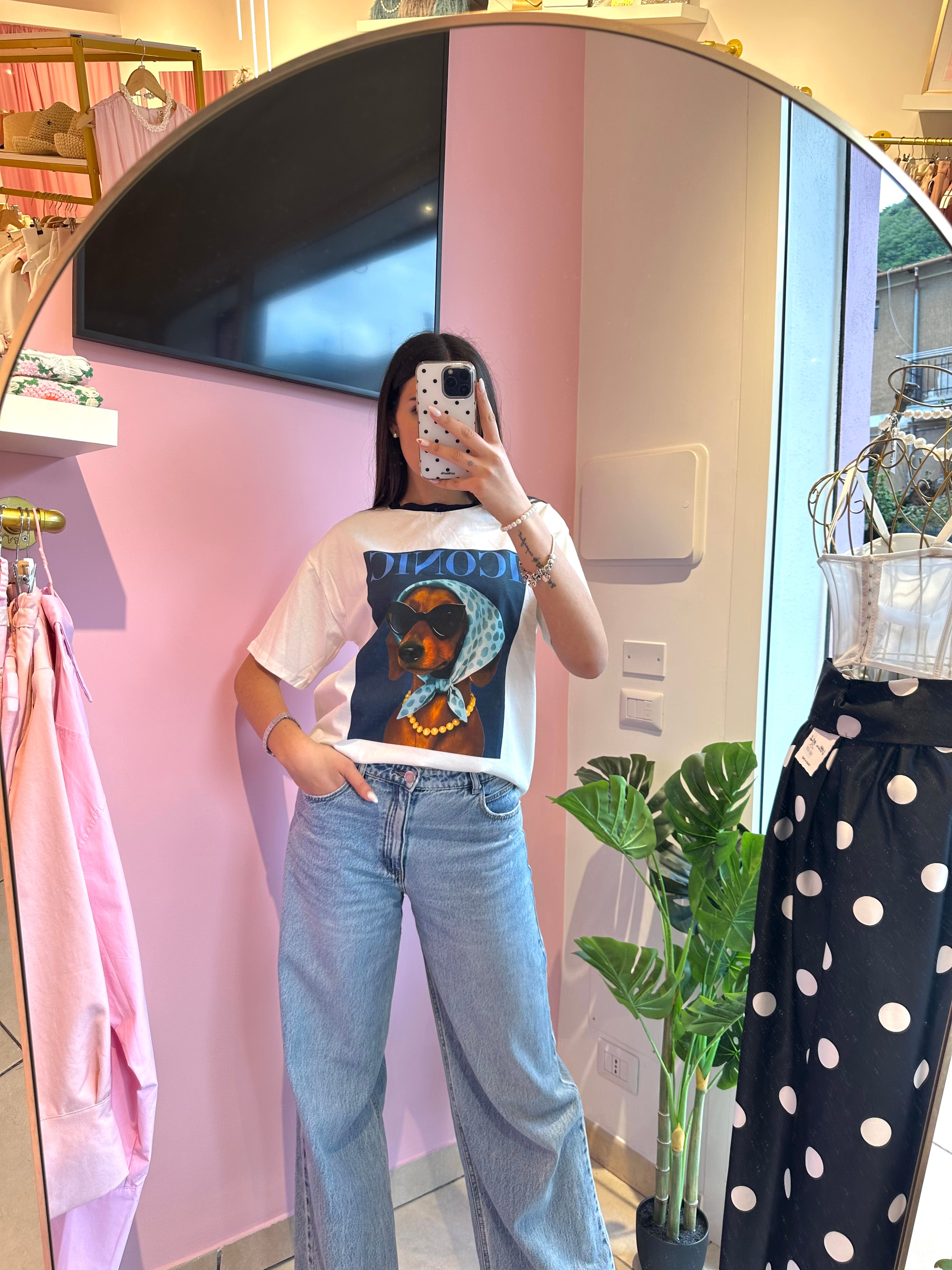 T-shirt iconic