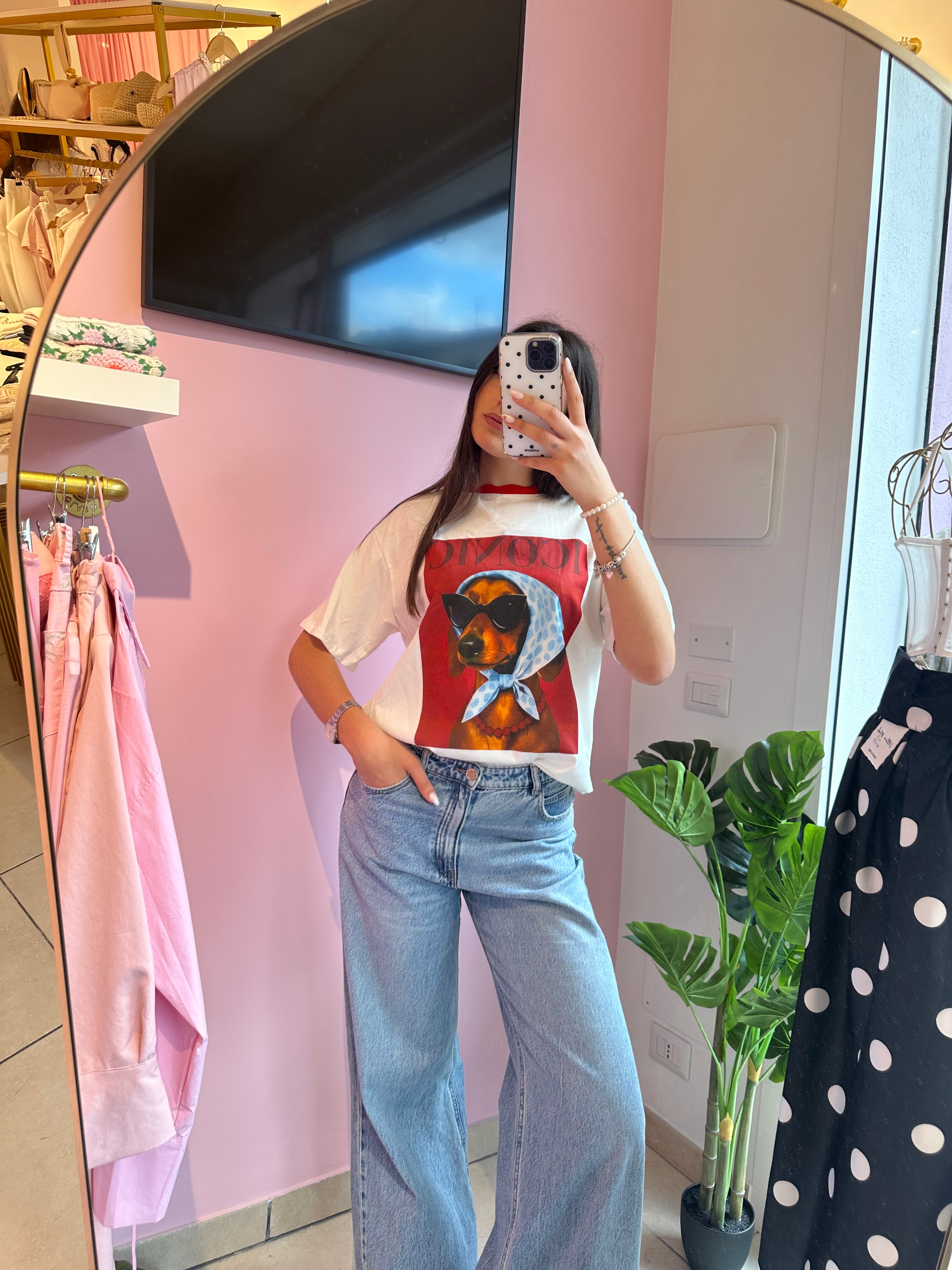 T-shirt iconic